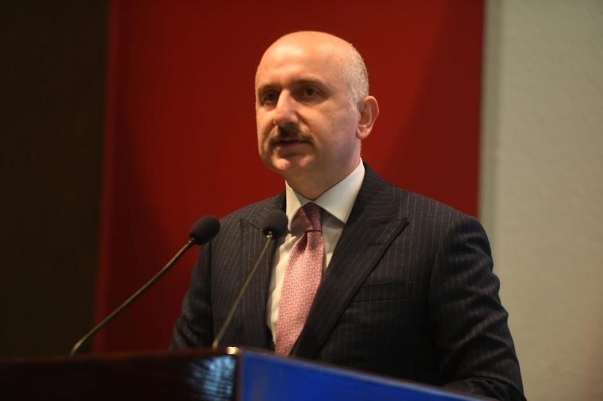 Bakan Karaismailoğlu: "Ayancık\'a ulaşmaya çalışıyoruz"