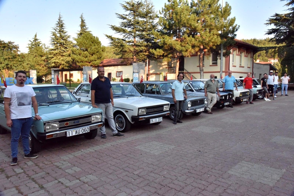 Bilecik, 80 ilden gelen klasik otomobil tutkunlarına ev sahipliği yapacak