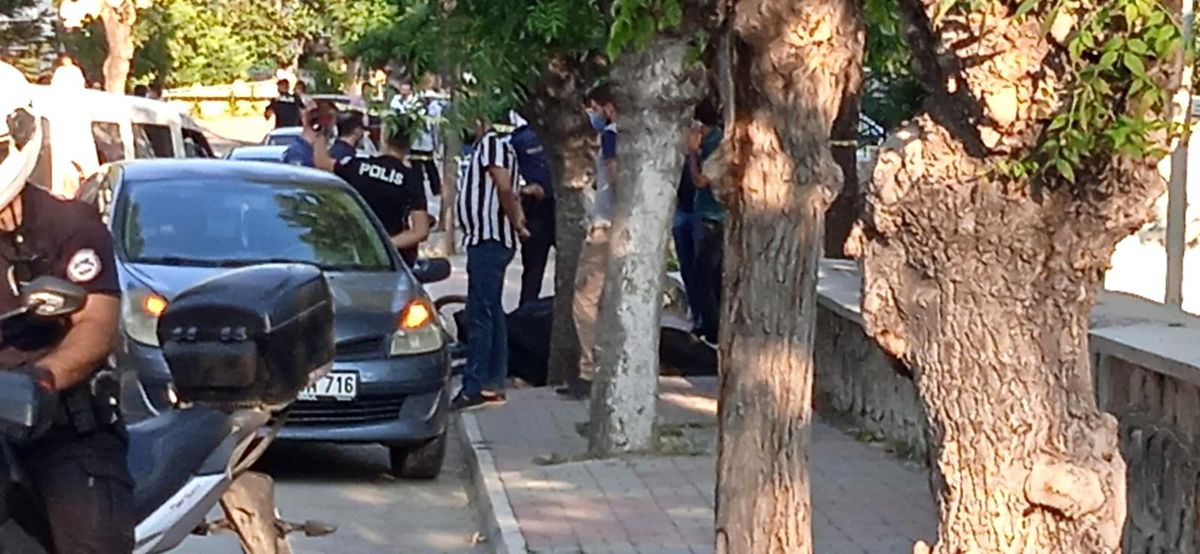 Boşanma aşamasındaki şahıs dehşet saçtı