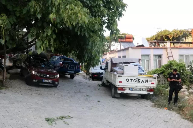 Burdur'da yangın nedeniyle bir mahalleye tahliye