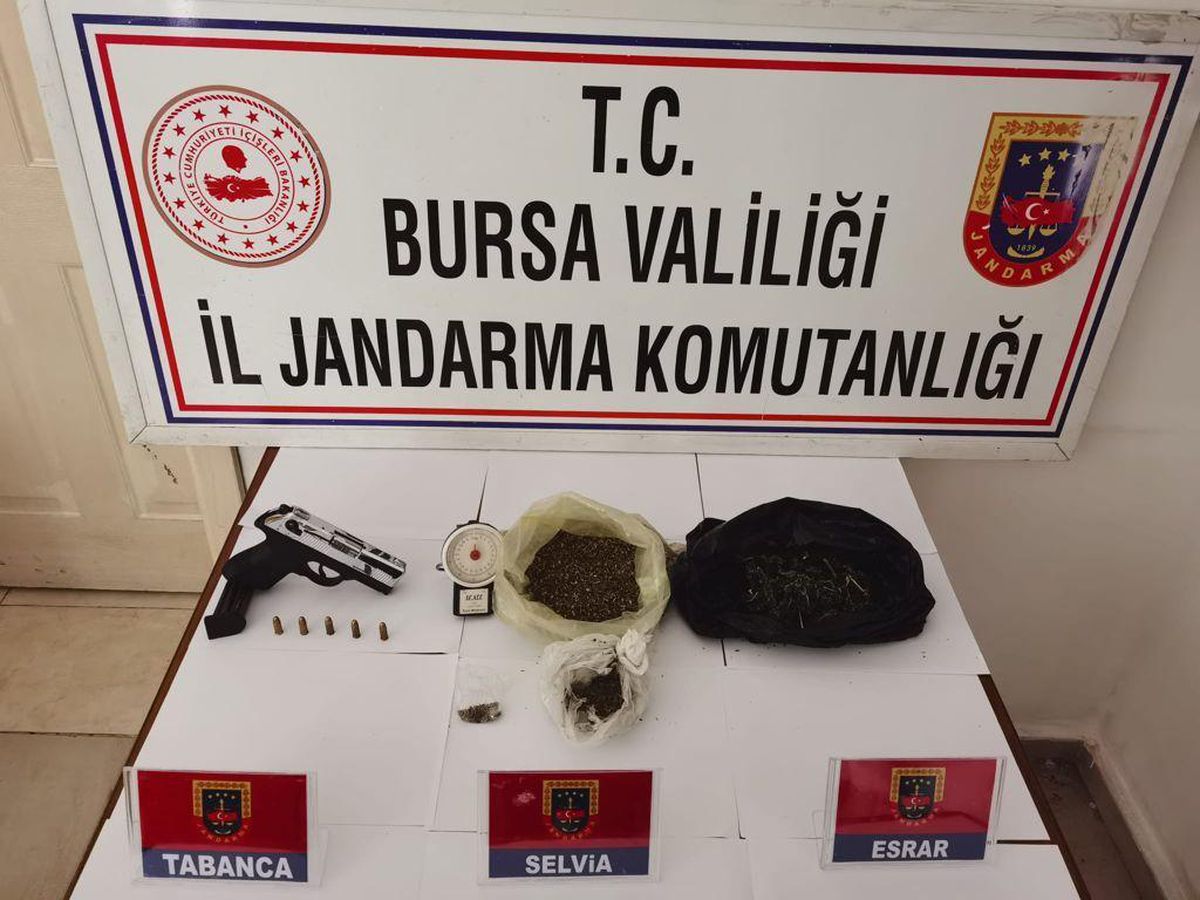 Son dakika... Bursa\'da uyuşturucu operasyonunda 3 şüpheli yakalandı