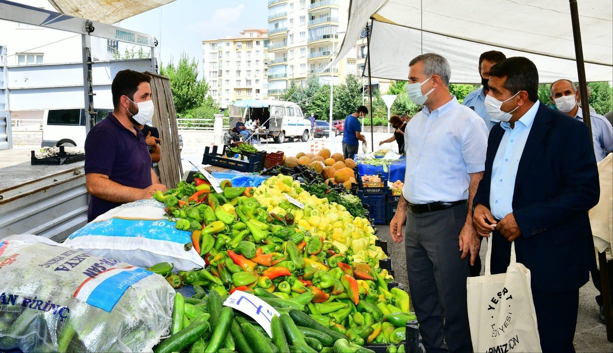 "Esnaflarımızın Her Zaman Yanındayız"