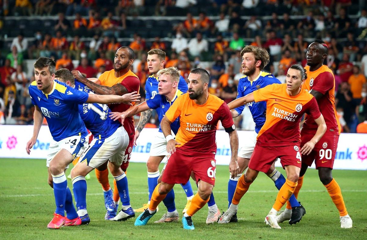Galatasaray İskoçya\'da tur peşinde