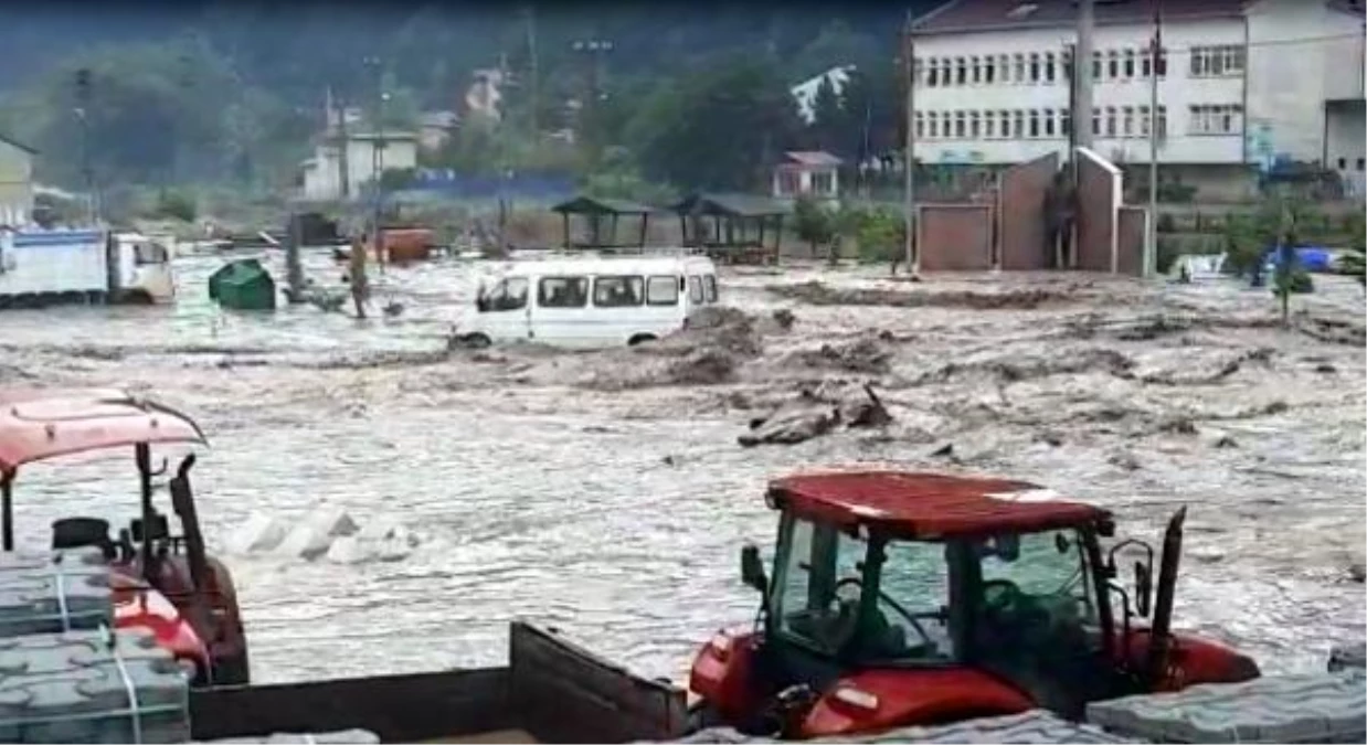 Kastamonu\'da şiddetli yağış sele neden oldu (3)- Yeniden