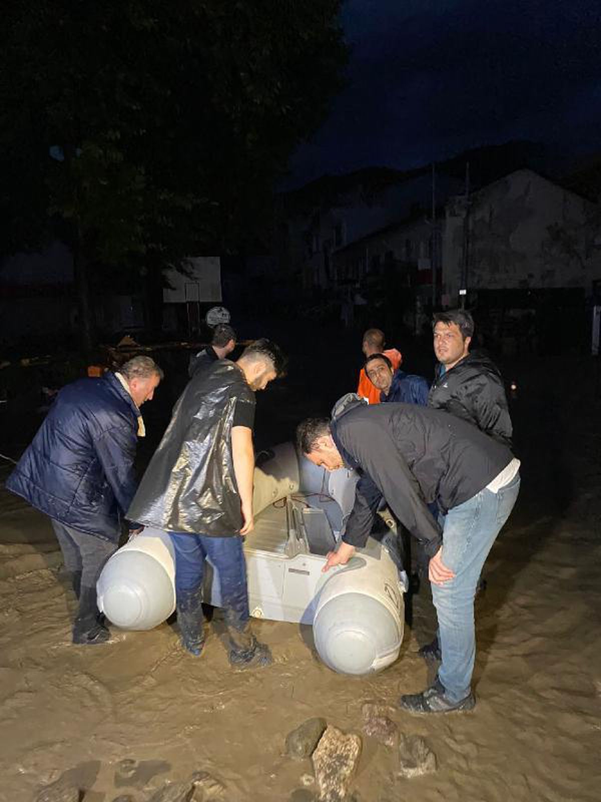 Son dakika haber: Kastamonu\'da şiddetli yağış sele neden oldu (6)