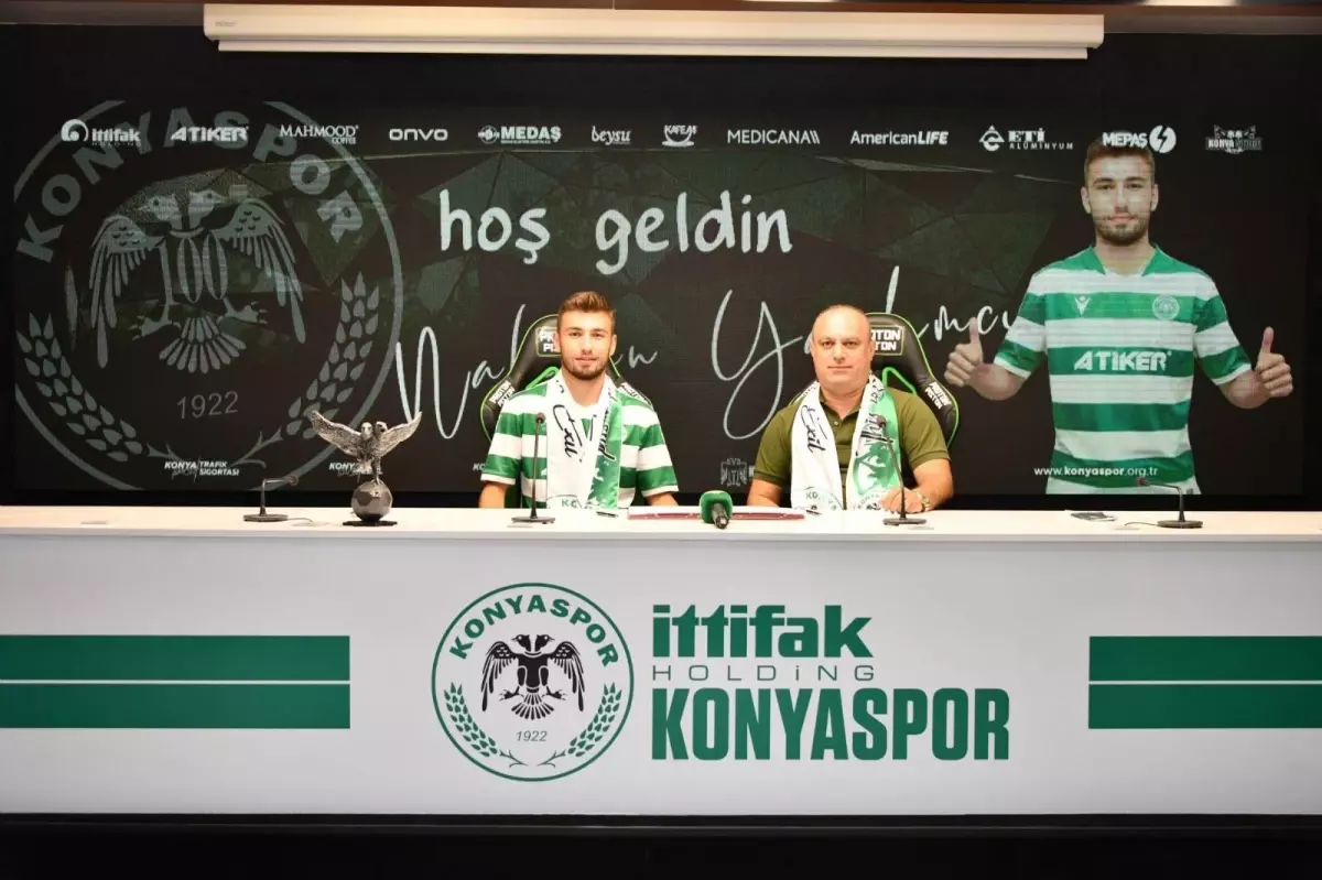 Konyaspor, Nafican Yardımcı\'yı renklerine bağladı