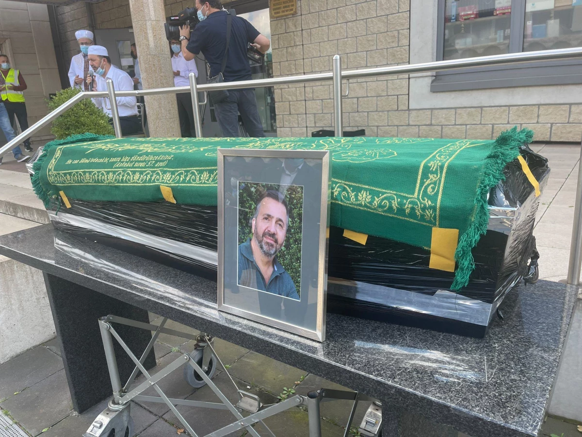 Leverkusen\'deki patlamada hayatını kaybeden Erdoğan Sarıkaya için tören
