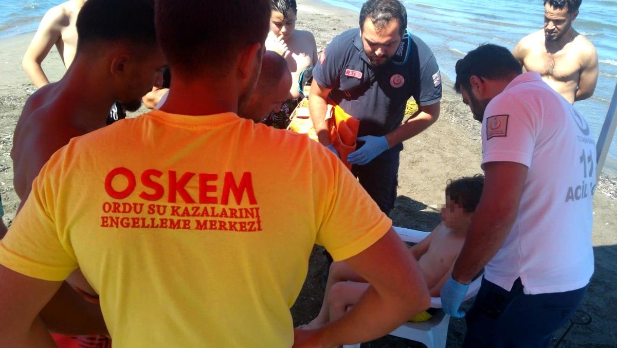 Ordu plajlarında 83 kişi boğulma tehlikesi geçirdi