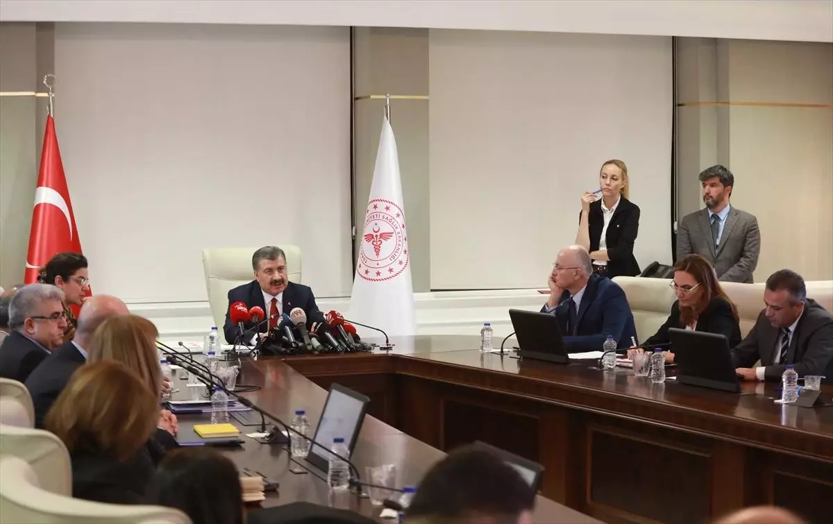 Son Dakika: Bilim Kurulu toplantısı sonrası konuşan Bakan Koca\'dan yüz yüze eğitim mesajı: Tüm okullarımız zamanında açılacak