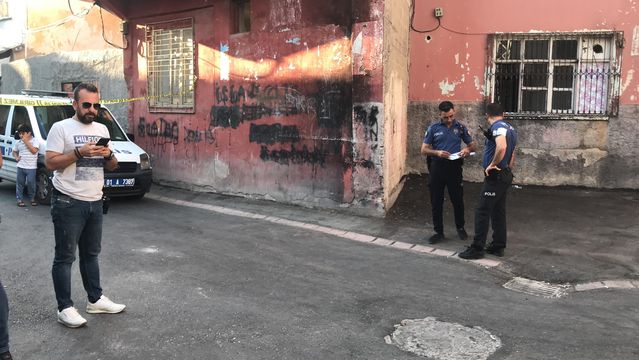 Son dakika gündem: Silahlı saldırıya uğrayan kişi yaralandı