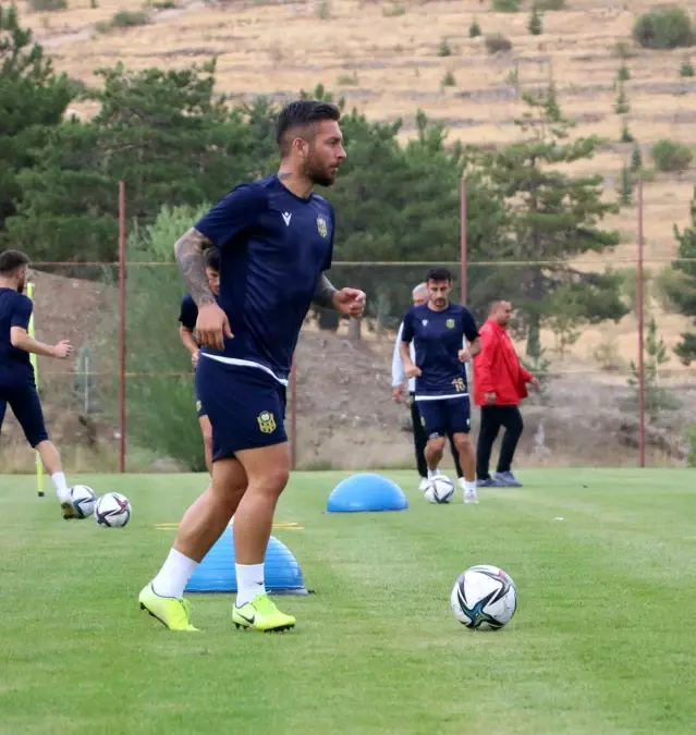 Adem Büyük: Öncelik takımın başarısı 