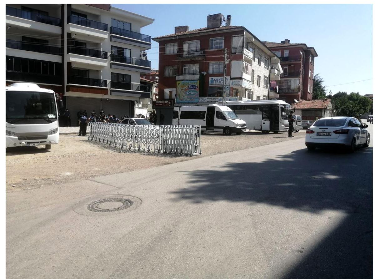 Altındağ\'da bıçaklı saldırı olayının yaşandığı mahallede sakinlik sağlanmış durumda