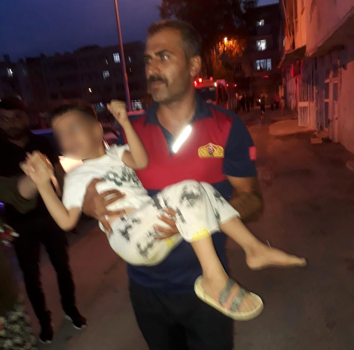 Son dakika haber... Ayağına batan demir çubuk ile hastaneye kaldırıldı