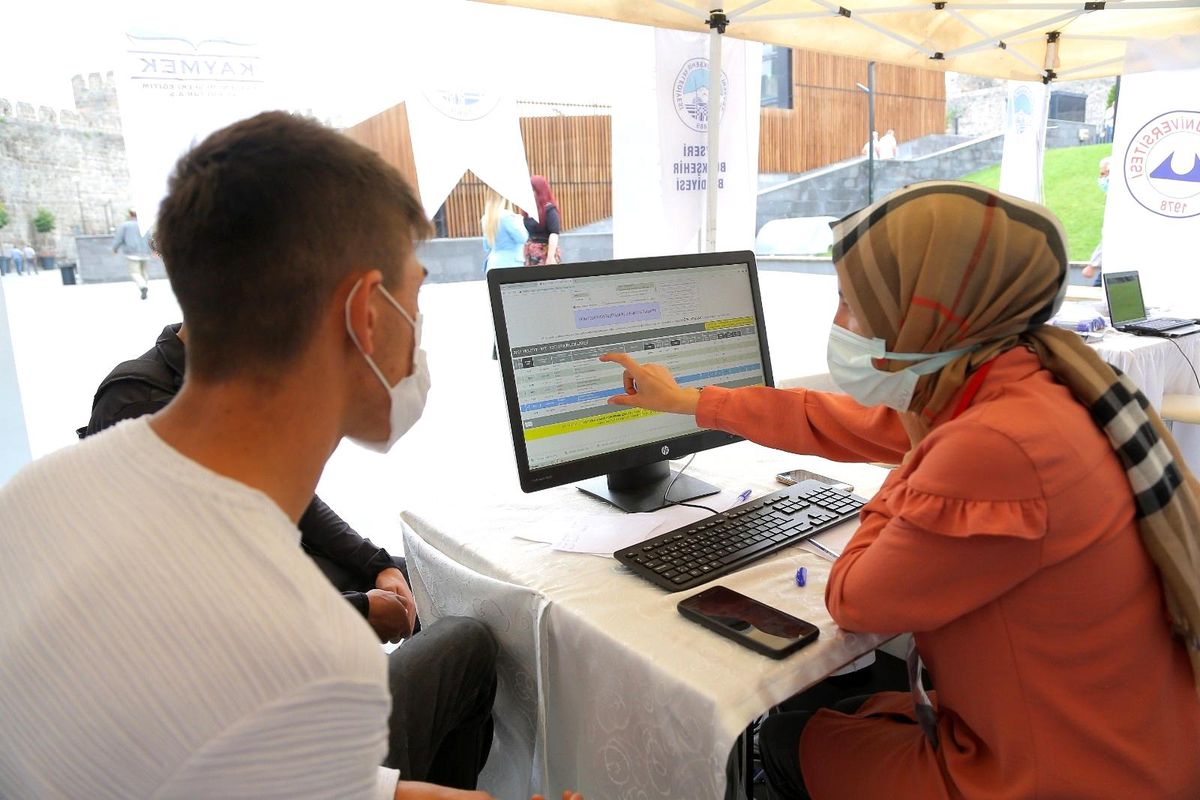 Büyükşehir\'den Üniversite Adaylarına YKS Desteği