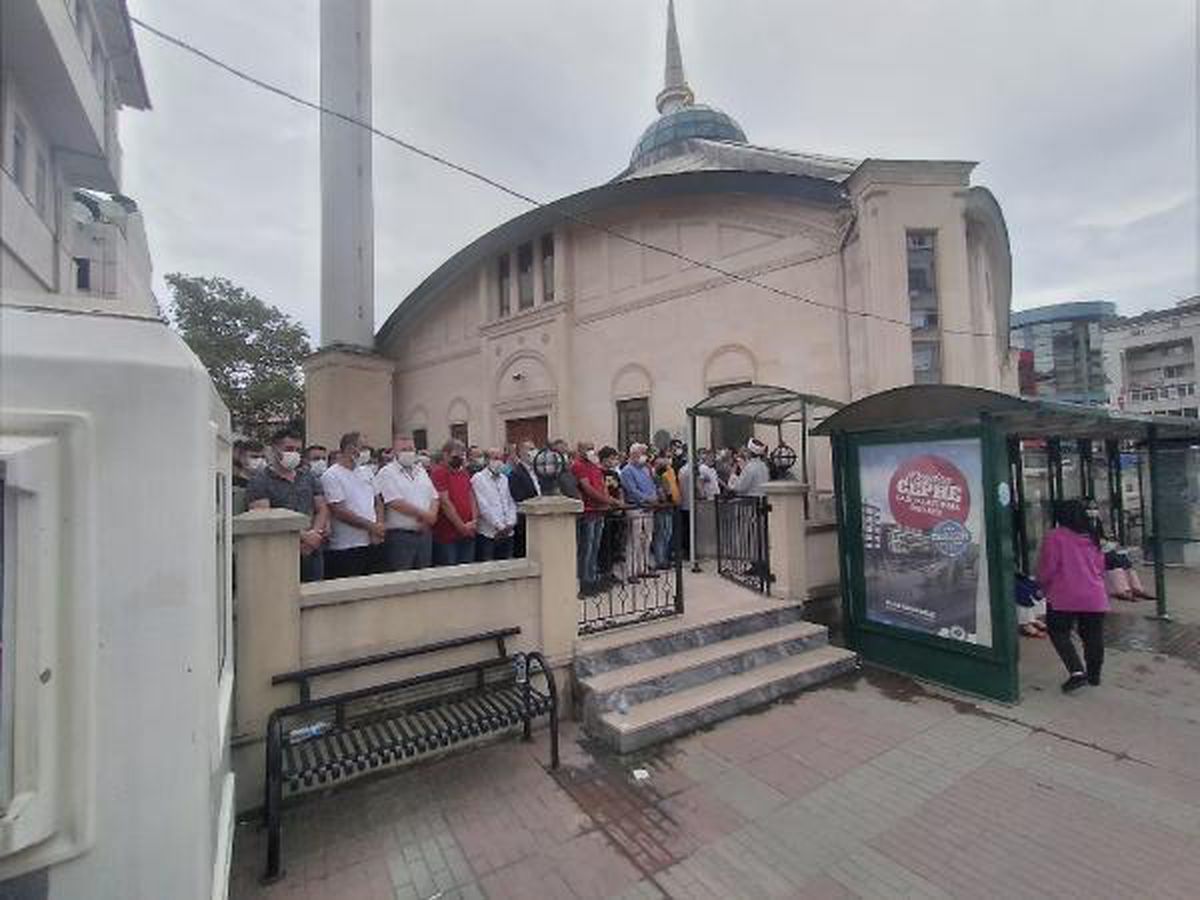 Son dakika haber | Çatısı çöken inşaat enkazında işçileri kurtarma mücadelesi kamerada (2)