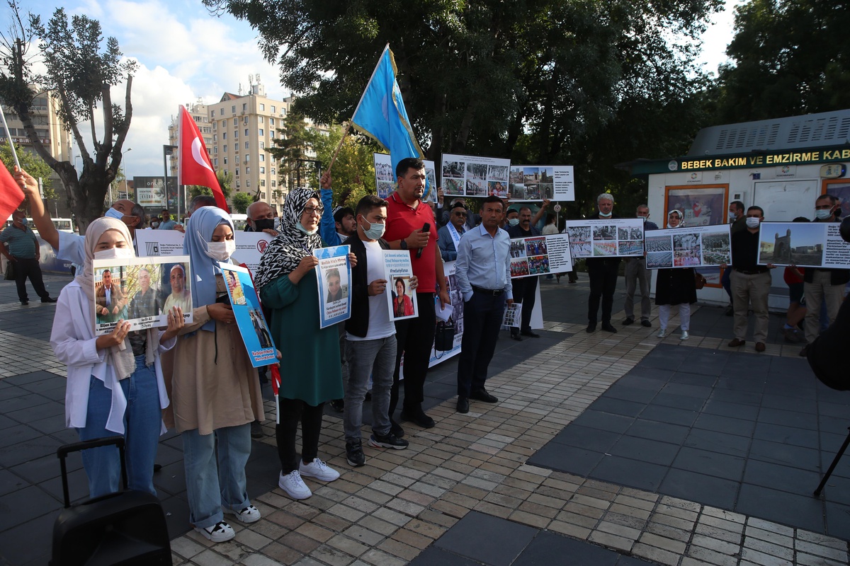 Çin\'in Doğu Türkistan politikaları Kayseri\'de protesto edildi