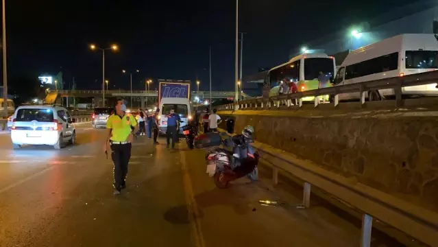 D-100 'de otomobil ile çarpışan motosikletli kurye ağır yaralandı D-100 'de otomobil ile çarpışan motosikletli kurye ağır yaralandı