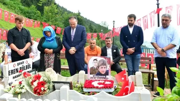 Eren Bülbül dualarla anıldı Eren Bülbül dualarla anıldı