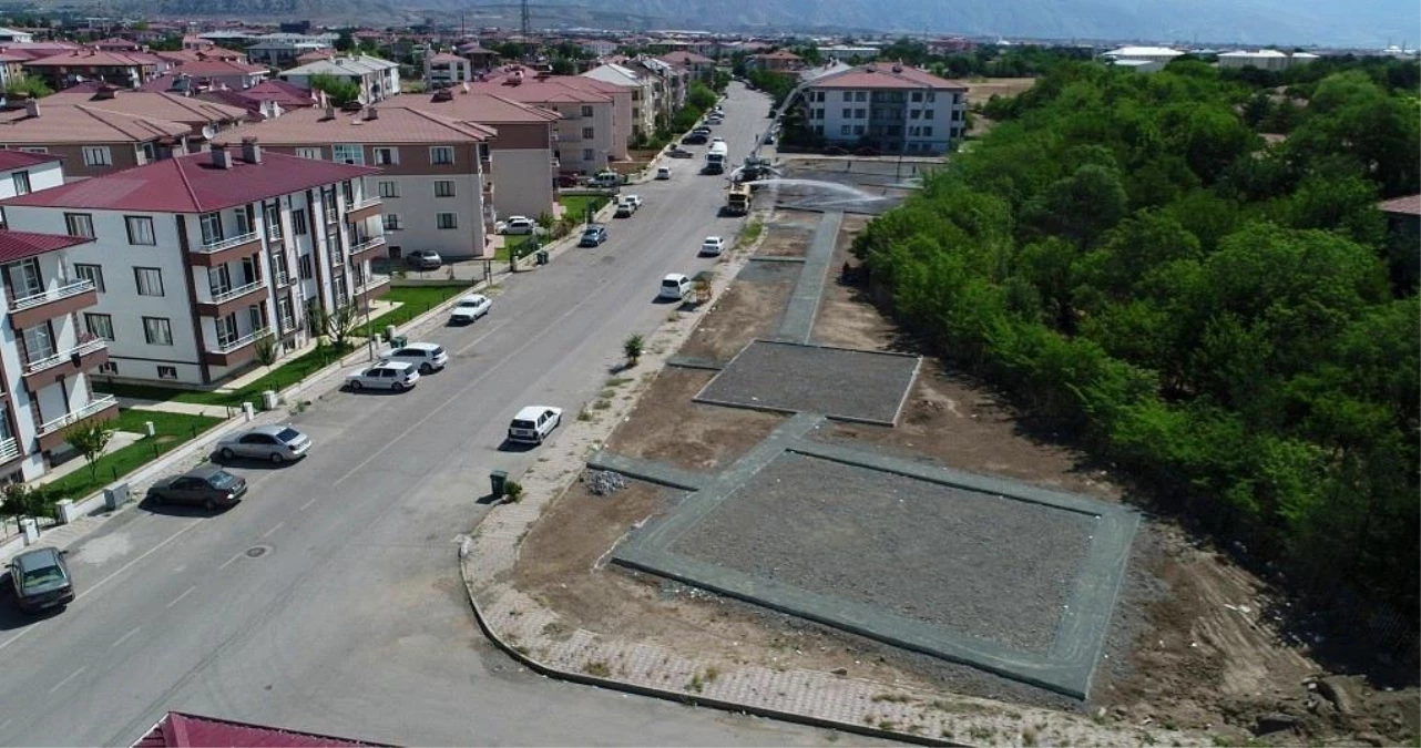 Erzincan\'da mahallelere yeni parklar
