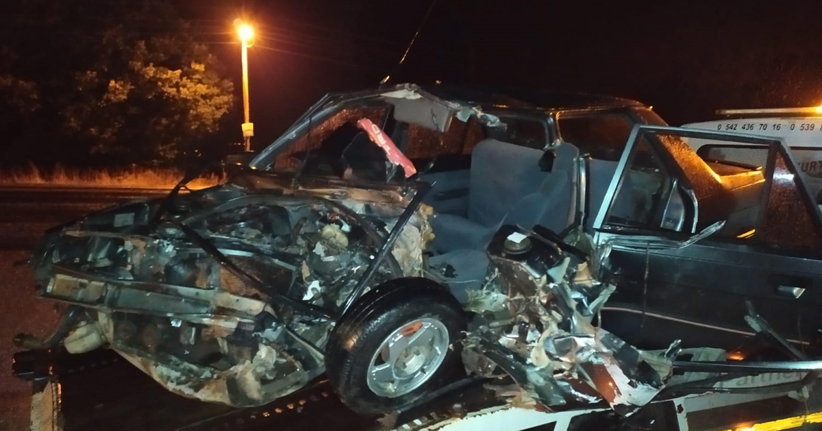 Samsun\'da minibüsle otomobil çarpıştı: 4 yaralı