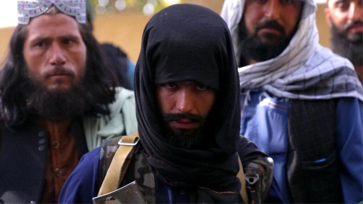 Taliban savaşçıları BBC\'ye konuştu: \'Afganistan\'da savaşı Amerikalılar başlattı\'