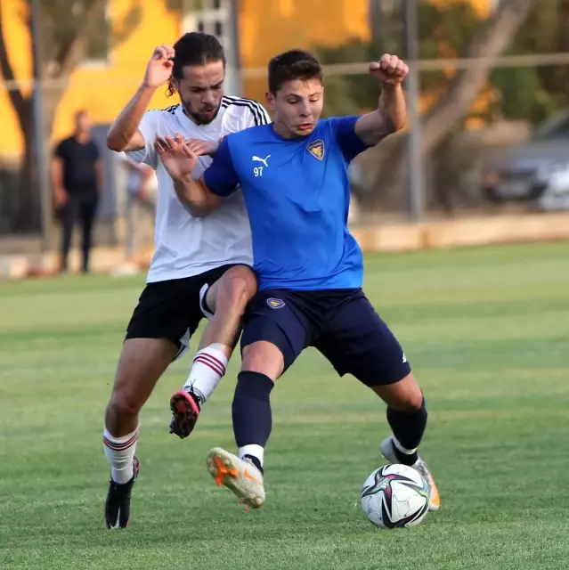 Turgutluspor hazırlık maçında Bucaspor'u yendi