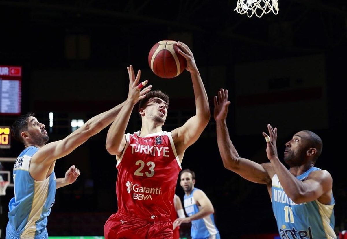 Türkiye, basketbolda 16. sıraya geriledi