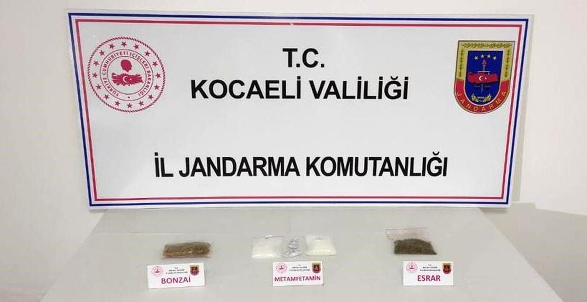 Uyuşturucuyu satamadan gözaltına alındı