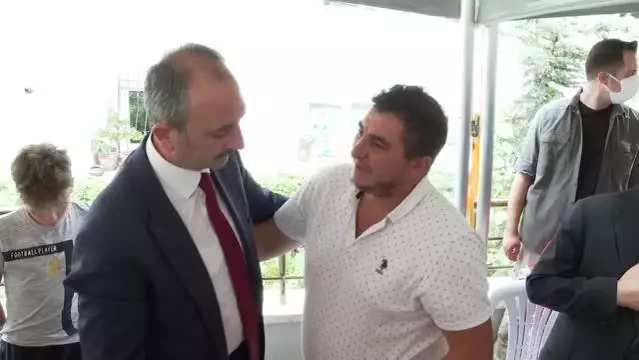Adalet Bakanı Gül, Altındağ'da hayatını kaybeden Emirhan Yalçın'ın ailesine taziye ziyaretinde bulundu Adalet Bakanı Gül, Altındağ'da hayatını kaybeden Emirhan Yalçın'ın ailesine taziye ziyaretinde bulundu