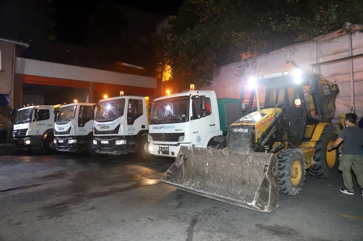 BAĞCILAR BELEDİYESİ, AFET BÖLGESİNE YARDIM ELİ UZATTI