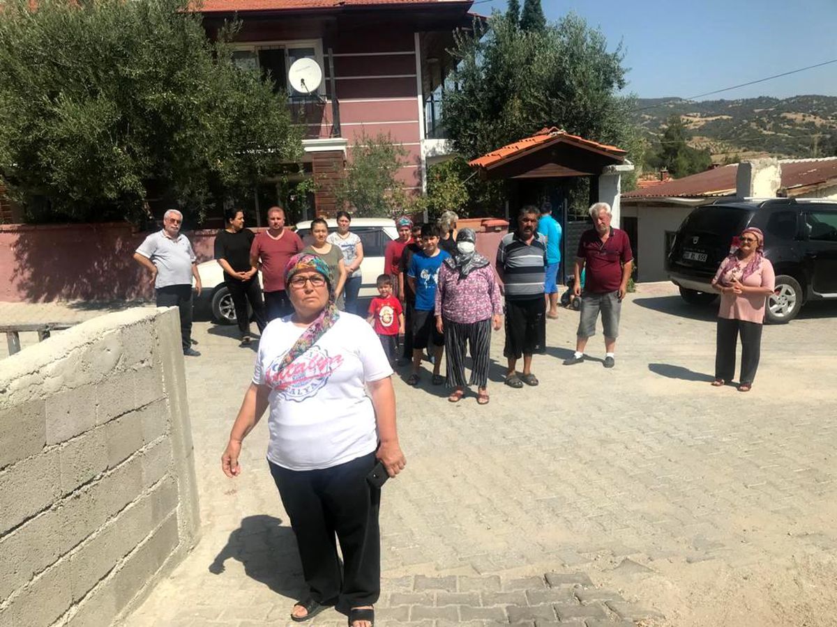 Belediye ve vatandaş arasındaki anlaşmazlık mahalleliyi yolsuz bıraktı