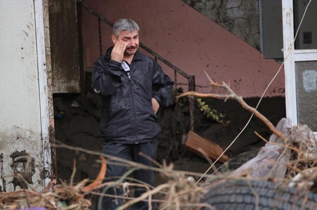 Bozkurt'un önceki halinin fotoğrafına bakıldığında sel sularının 3 kat yükseldiği anlaşılıyor