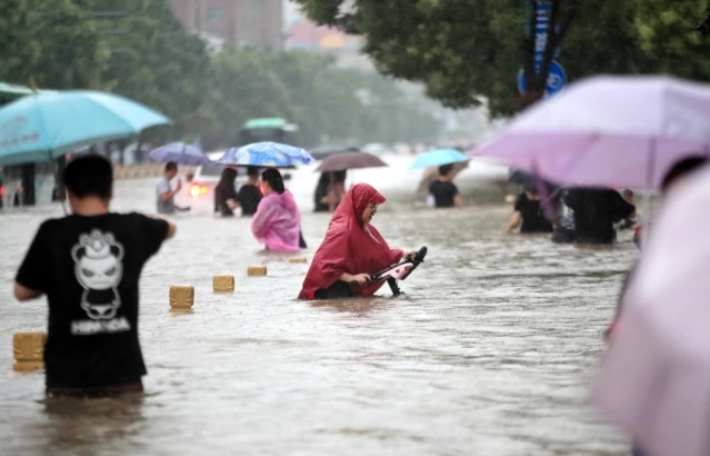 Çin'de sağanak yağışlar sonucu 21 kişi hayatını kaybetti