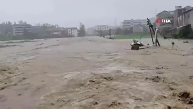 Çin'de sağanak yağışlar sonucu 21 kişi hayatını kaybetti