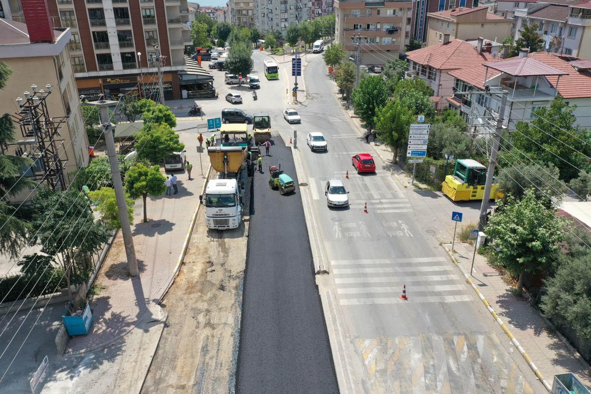 Darıca Tuzla Caddesi\'nde yol konforu arttırılıyor