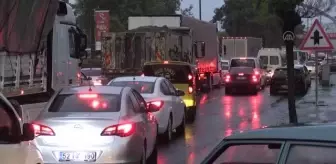 Fatsa'da sağanak nedeniyle çok sayıda ev ve iş yerini su bastı (2)