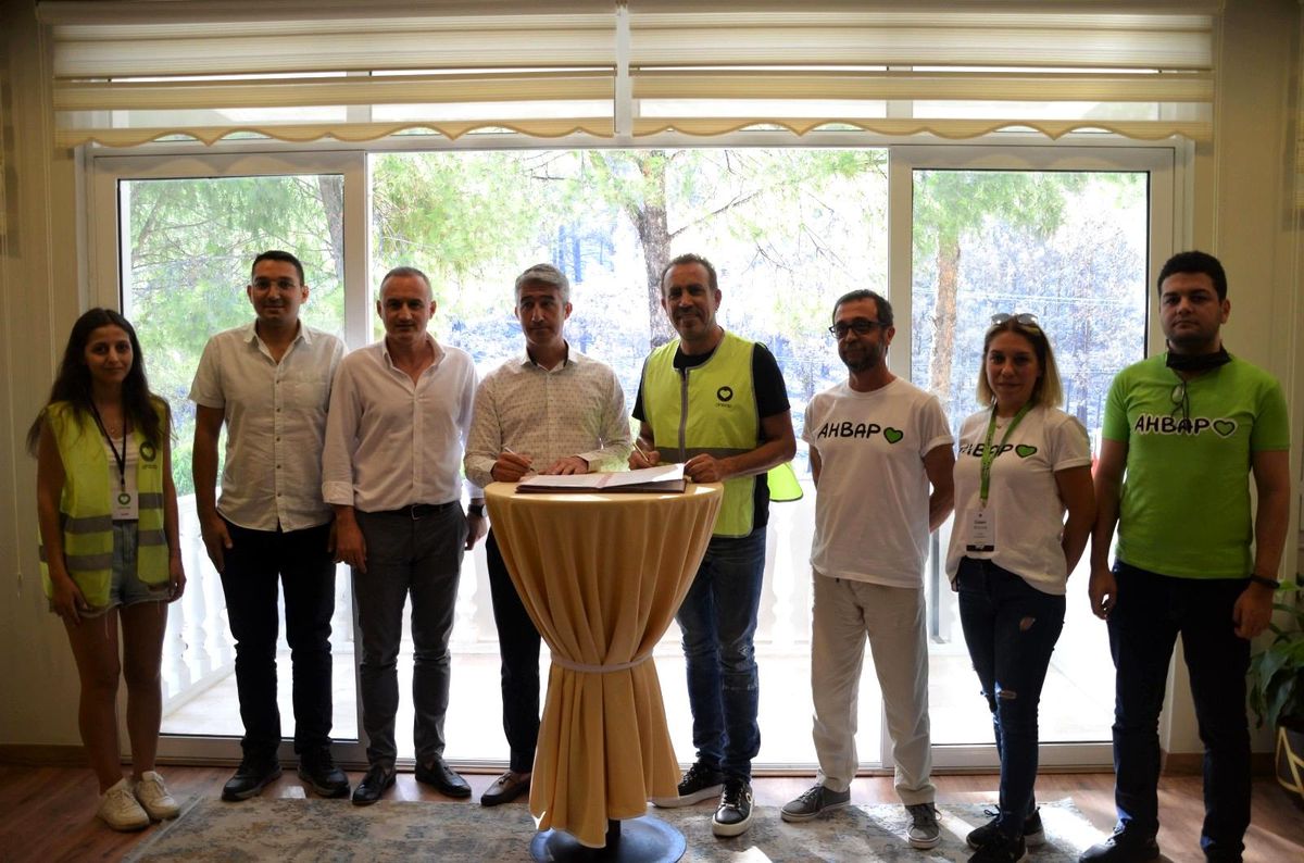 Marmaris Belediye Başkanı Oktay ünlü sanatçı Haluk Levent ile \'ahbap\' oldu