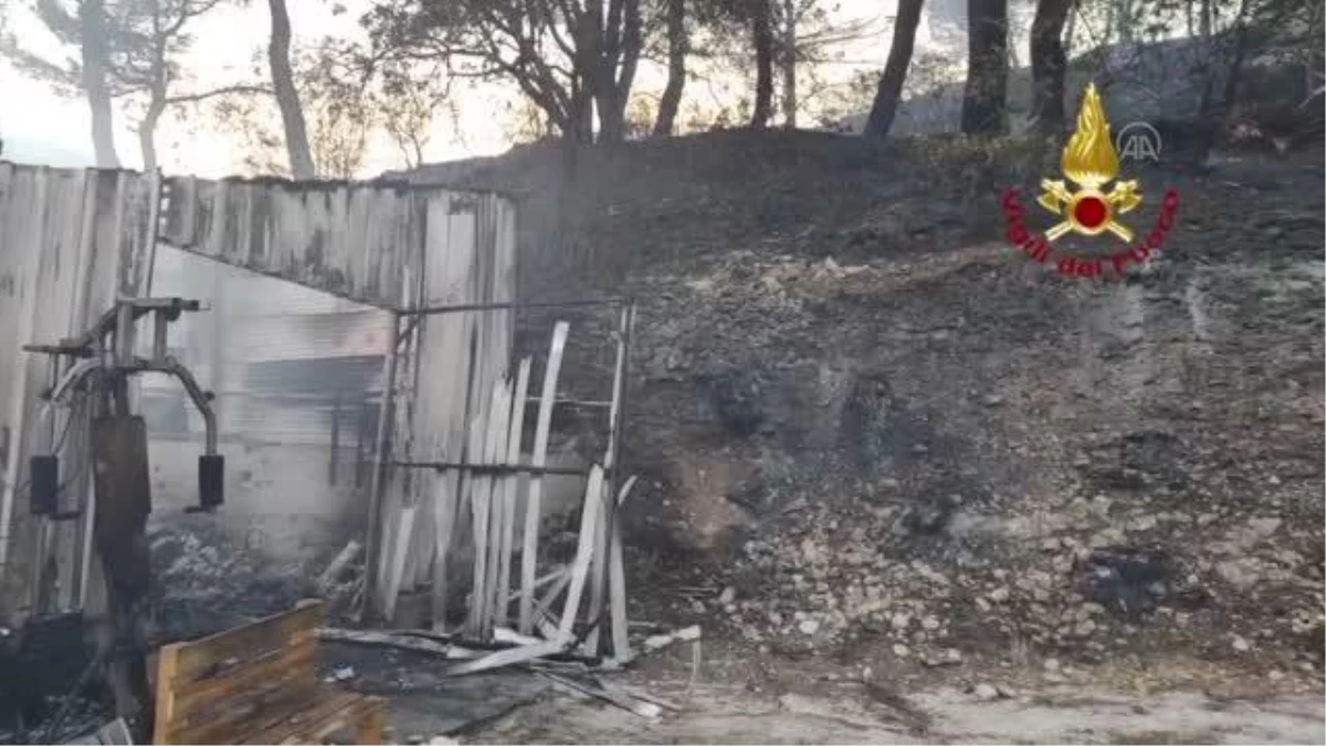 Monte Catillo Tabiat Parkı\'nda çıkan yangına havadan ve karadan müdahale edildi