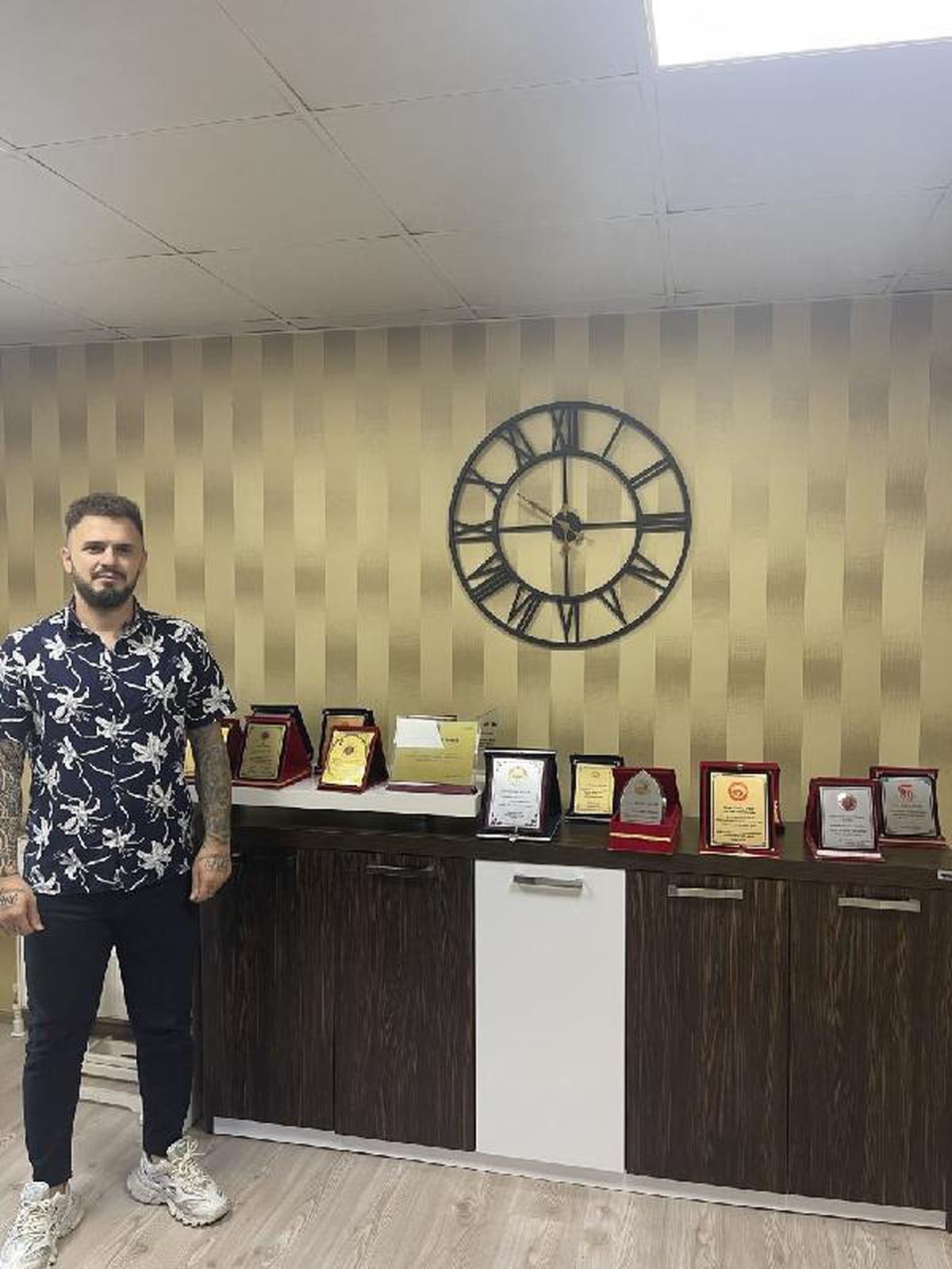 Rusya\'da eğitim alan Anıl Koçer, memleketinde baba mesleğini devraldı