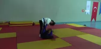Sivaslı judocular şampiyonluk için yola çıktı