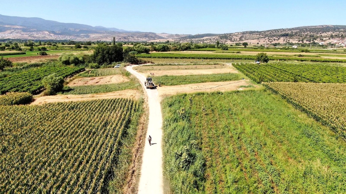 Yağcılar Mahallesinde yol çalışması yapıldı