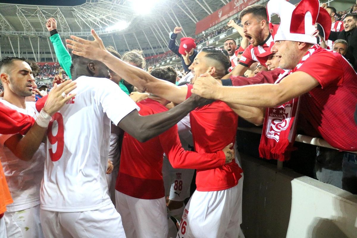 Yiğidolar\'ın Avrupa\'da bileği bükülmüyor