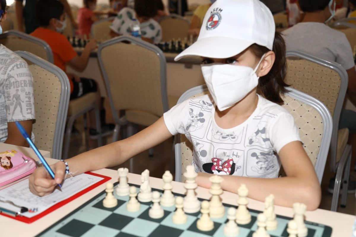 "Çubuk Belediyesi 6. Ulusal Açık Satranç Turnuvası" başladı