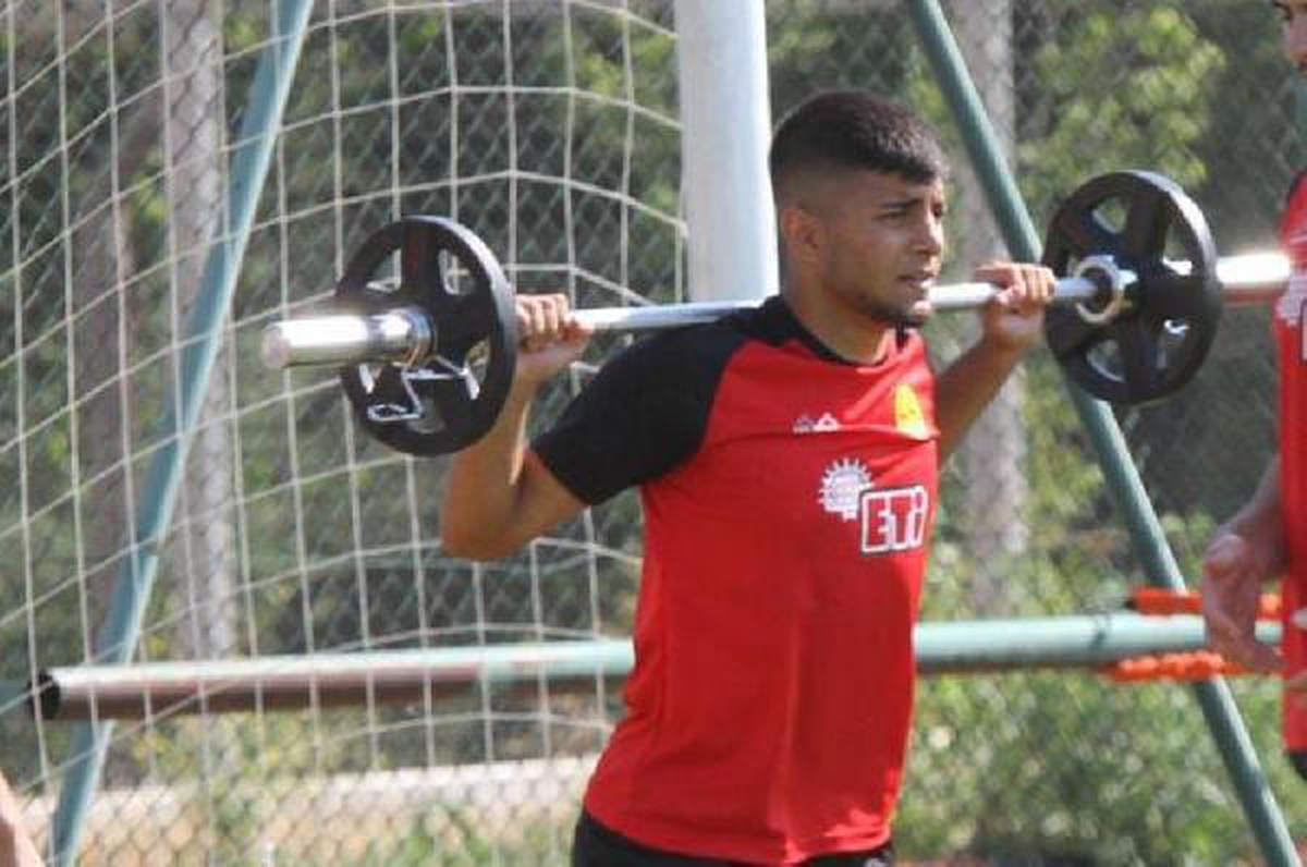 Eskişehirsporlu genç oyuncu kazada yaralandı, arkadaşı hayatını kaybetti