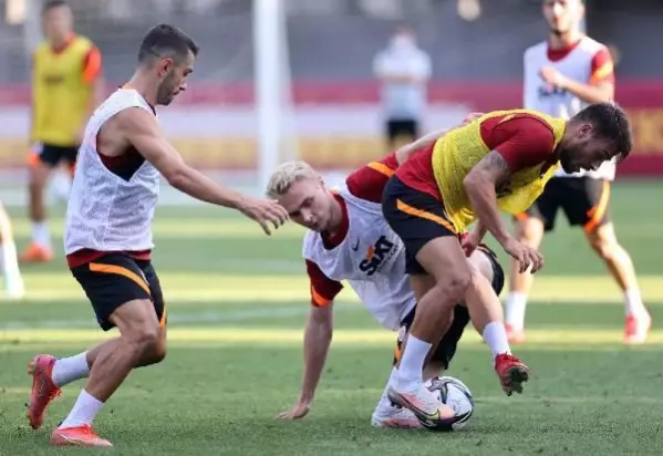 Galatasaray'da Victor Nelsson ilk kez takımla çalıştı Galatasaray'da Victor Nelsson ilk kez takımla çalıştı