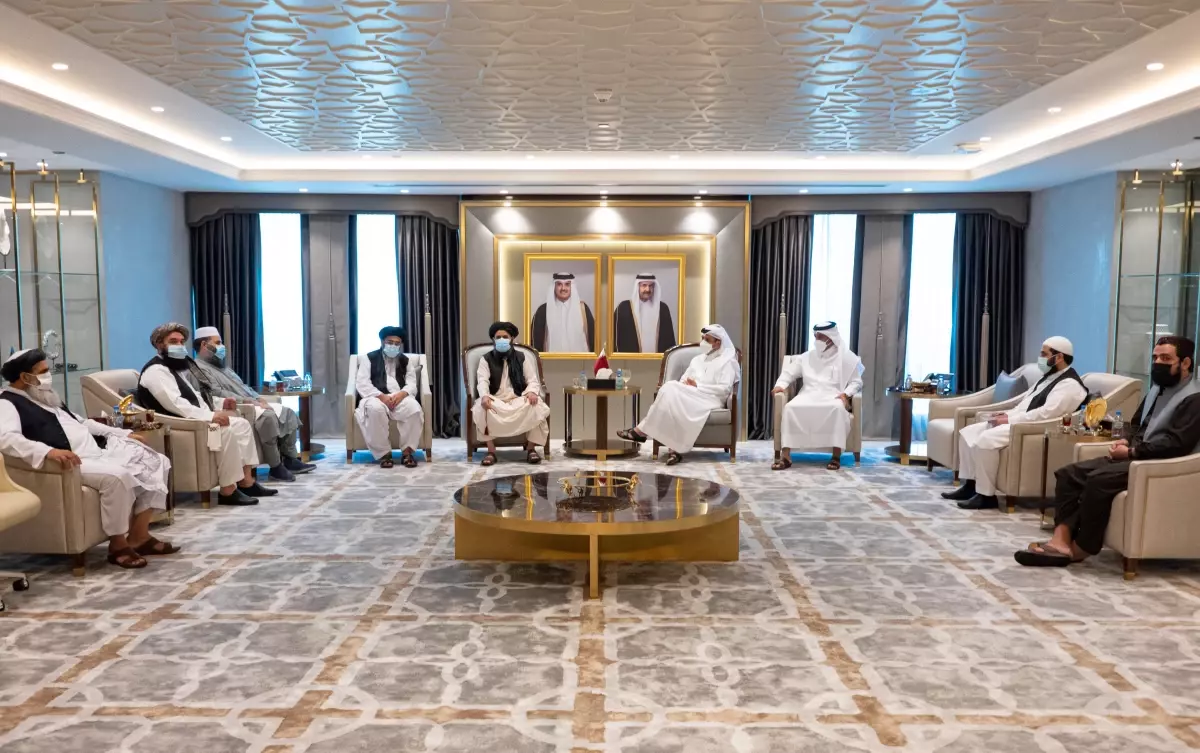 Katar Dışişleri Bakanı Al Sani, Taliban Siyasi Ofis Başkanı\'yla görüştü