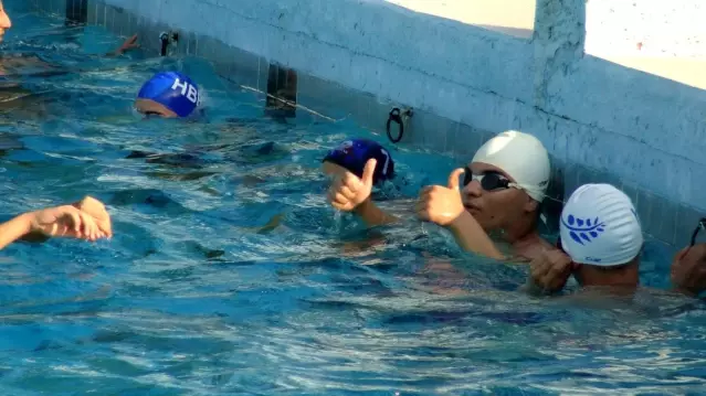 Otizmli Ertuğrul'un hedefi Avrupa şampiyonu olmak Otizmli Ertuğrul'un hedefi Avrupa şampiyonu olmak