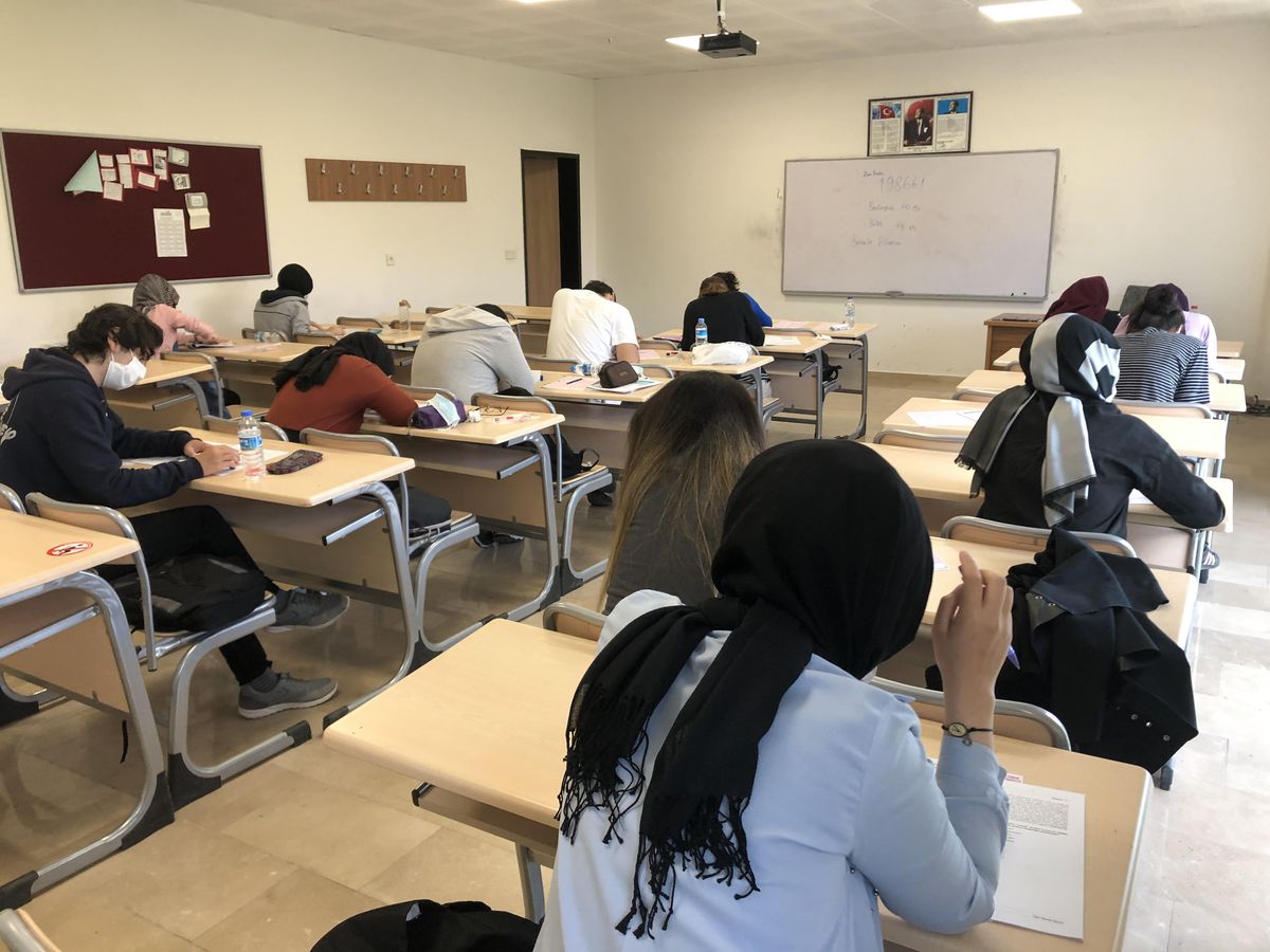 Sivas\'ta lise mezunlarına yönelik ücretsiz destekleme ve yetiştirme kursları verilecek