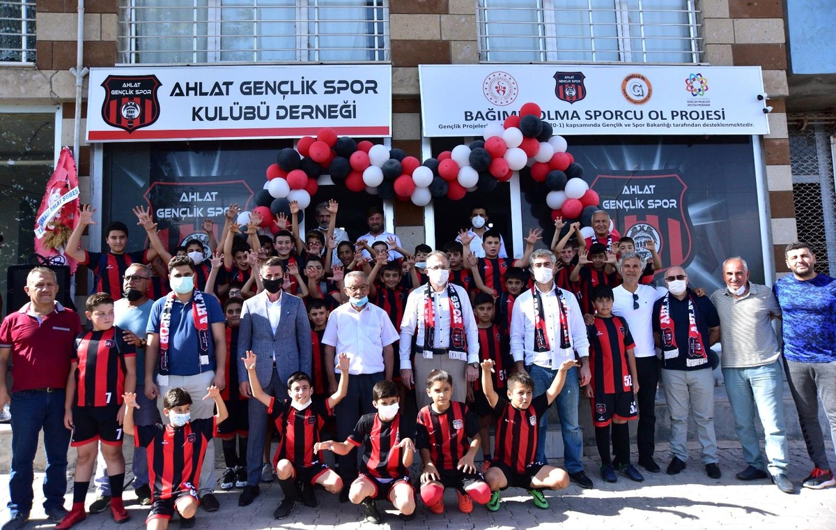 Ahlat\'ta spor kulübü açıldı