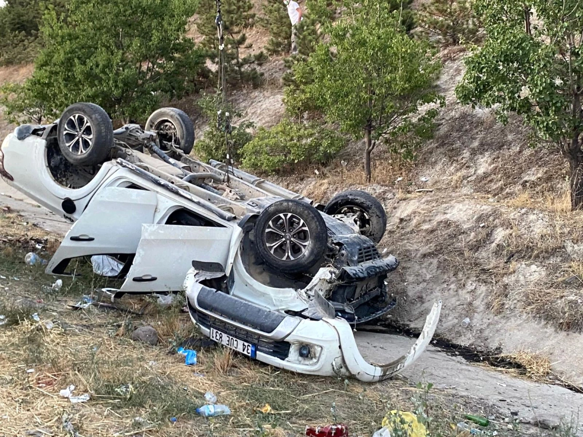 Son dakika... Ankara Çevre Yolu\'nda zincirleme kaza: 1 ölü, 5 yaralı